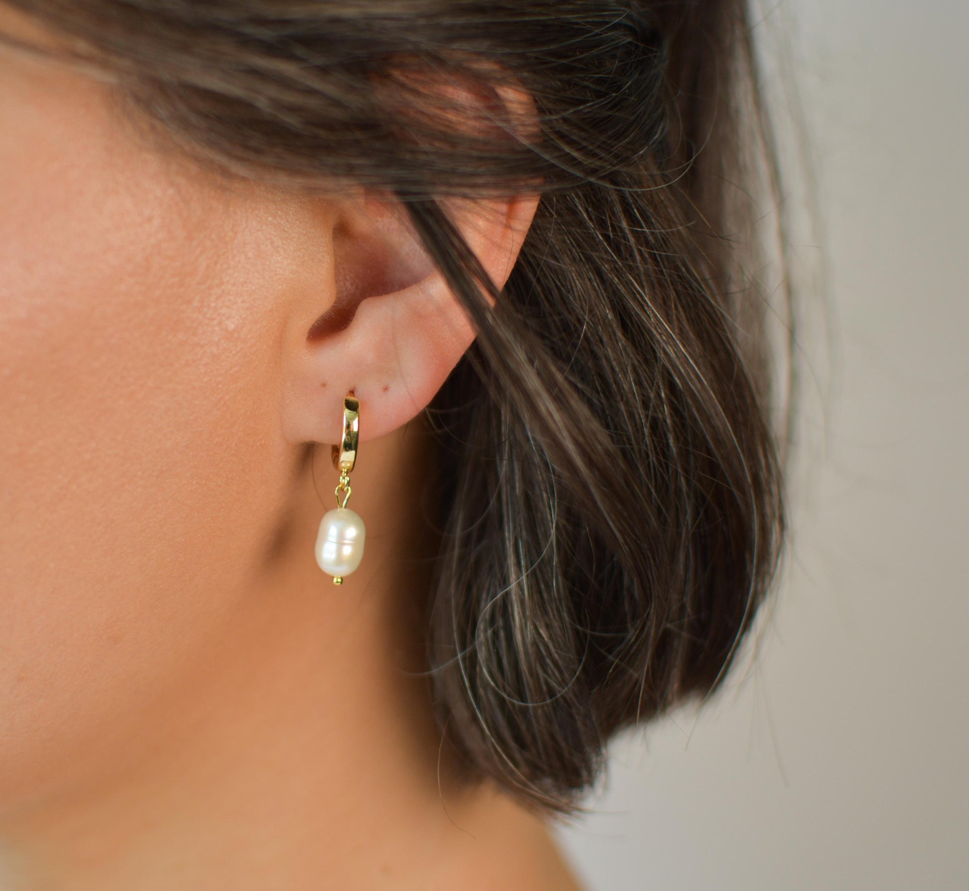 Pearl Drop Earring Small Hoop Pearl Real Gold Dainty Earring Simple Pearl Earring Bridesmaid Gift Pearl Bridal Earring