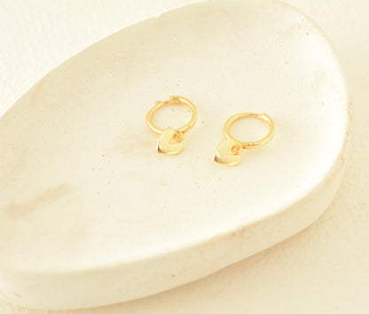 Tiny Heart Earring Huggies Hoop Earring Minimalist Heart Earring Gold Delicate Hoop Earring Valentine Days Gift for Her Christmas Gift