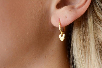 Tiny Heart Earring Huggies Hoop Earring Minimalist Heart Earring Gold Delicate Hoop Earring Valentine Days Gift for Her Christmas Gift
